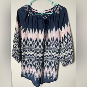 Jolt NWOT 3/4 Sleeve Hi-Low Chevron Blouse